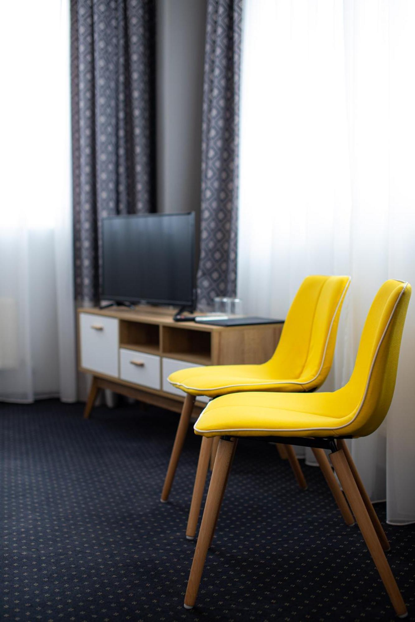 Centrum Hotel Viljandi Eksteriør billede