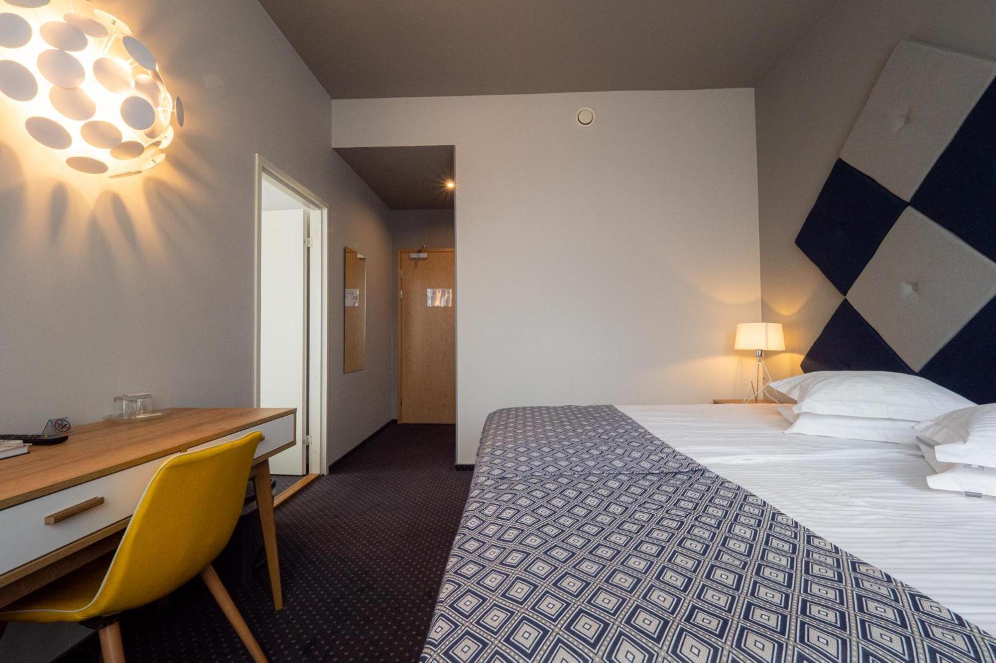 Centrum Hotel Viljandi Eksteriør billede