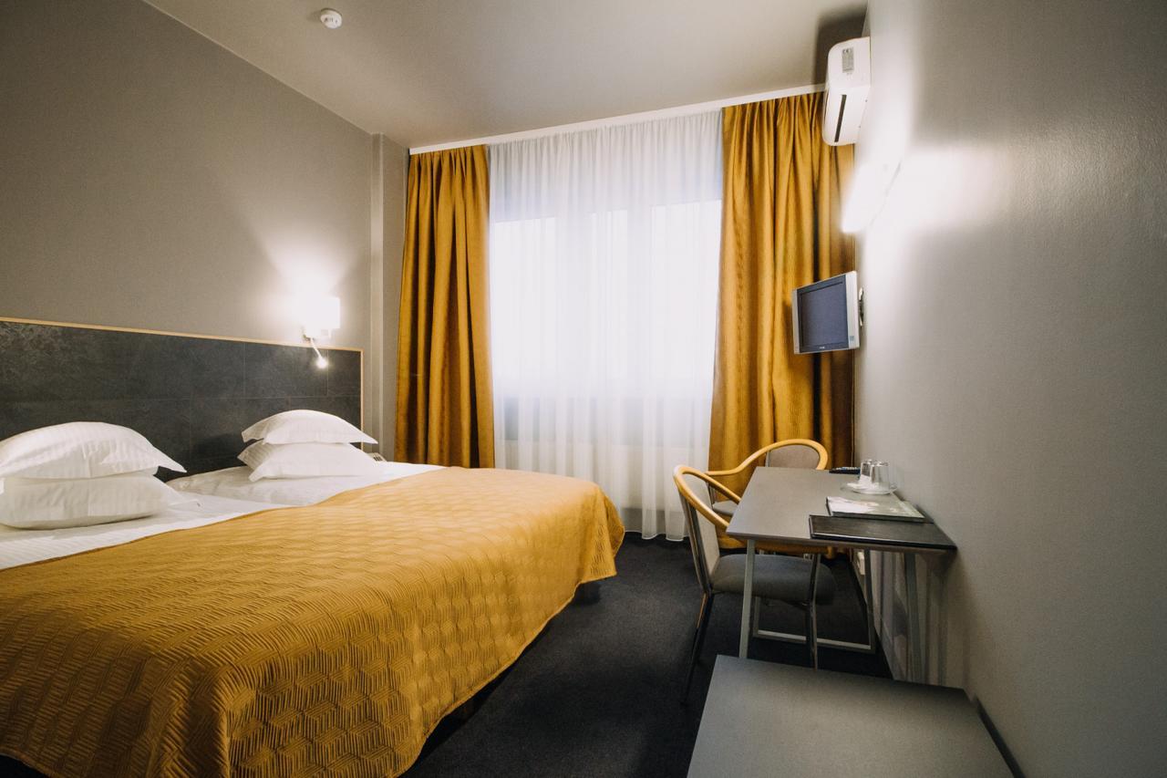 Centrum Hotel Viljandi Eksteriør billede